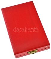 1966. "Szocialista Hazáért Érdemrend" műgyantás, ezüstözött bronz kitüntetés mellszalaggal...