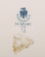 Hollóházi Szász Endre által tervezett tál, jelzett, kis kopással, d: 15,5 cm