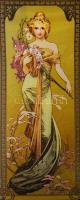Goebel négyoldalú üvegváza, Alphonse Mucha: Spring (1990) című alkotásának reprodukciójával díszítve...
