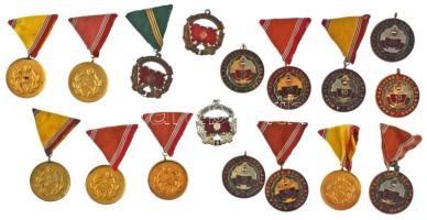 1964. "A Haza Szolgálatáért Érdemérem" bronz és ezüst fokozata (3db, 2xklf, mellszalag csak az egyiken) 1965. "Szolgálati Érdemérem - A Haza Fegyveres Szolgálatában" 10, 15 és 20 év után, zománcozott és műgyantás fém kitüntetések, néhány mellszalaggal, legtöbbje anélkül (8db, 3xklf) + 1983. "Honvédelmi Érdemérem" 10 és 15 év után, aranyozott bronz kitüntetés mellszalagon (6db, 2xklf) T:AU-VF