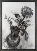 Olvashatatlan jelzéssel: Csendélet. Szén, pasztell, papír. Üvegezett fakeretben. 70x50 cm