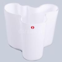 "Savoy" váza. Finnország, Iittala gyár, Alvar Aalto (1898-1976) terve (1937), kétrétegű op...