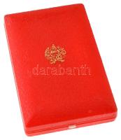 1964. "Munkásőr Emlékérem" bronz kitüntetés mellszalagon, miniatűrrel szalagsávon, eredeti...