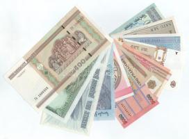 Vegyes, 12db-os külföldi bankjegy tétel, közte Libanon, Mianmar, Moldova, stb. T:AU, közte 2db XF
M...