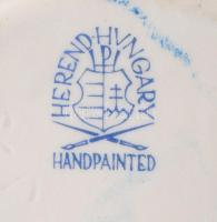 Herendi pisilő puttó. Terv.: Nemes György. Kézzel festett, jelzett, hibátlan, m: 19 cm