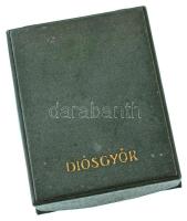 1960. Lenin Kohászati Művek "1770 L.K.M. 1960 - Diósgyőr" bronz emlékérem (50mm) fa talapz...