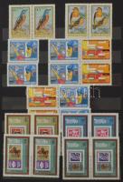 Kaotikus nagy magyar anyag, főleg modern bélyegek rengeteg postatisztával, blokkokkal (betapadások) ...