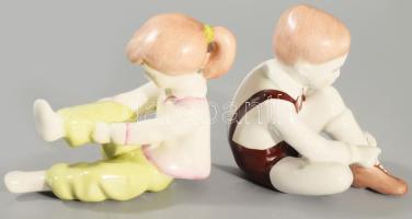 Aquincum cipőt kötő fiú és öltözködő lány, jelzett, hibátlan