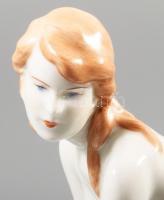 Zsolnay térdelő akt, kézzel festett, jelzett, hibátlan, m: 22,5 cm