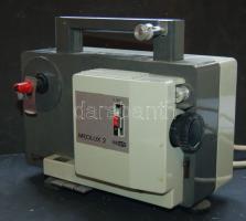 Meolux 2. márkájú Super 8-as vetítőgép szép és működőképes állapotban