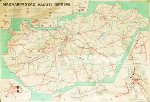 1988 Magyarország vasúti térképe, nagyméretű térkép, Bp., MÁV Vezérigazgatóság - Kartográfiai Vállalat, kisebb lapszéli sérülésekkel, gyűrődésekkel, feltekerve, 83x118 cm