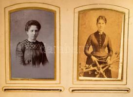 cca 1880-1900 Régi családi fotóalbum 38 db vegyes méretű fotókkal, szecessziós dombornyomott bőr köt...