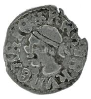 1373-1382. "szerecsenfejes" Denár Ag "I. Nagy Lajos", előlapon [moneta lodovici] körirat helyett [regis hvngaria] (0,49g) T:XF,VF, kitörés a peremen Hungary 1373-1382. Denar Ag "Louis I", [regis hvngaria] lettering, instead of [moneta lodovici] on the obverse (0,49g) C:XF,VF, crack at the edge Huszár: 547., Unger I.: 432. h. var.