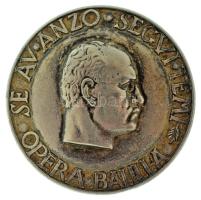 Olaszország DN(~1930) "Opera Balilla - Mussolini" fém jelvény, hátoldalán "Z" (Regia Zecca) gyártói jelzéssel! (1. típus), (38mm) T:XF Italy ND(~1930) "SE AV ANZO SEGVI TEMI - OPERA BALILLA" metal badge, with "Z" (Regia Zecca) maker's mark on the reverse! (1st type), (38mm) C:XF