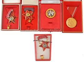 1983. "Honvédelmi Érdemérem 15 év után" aranyozott bronz kitüntetés mellszalagon, nem eredeti tokban + DN(~1960) "A kisipari szövetkezet kiváló dolgozója" fém kitüntetés eredeti tokban, miniatűr nélkül + DN(~1960-1970) "Kiváló Dolgozó" (3x) zománcozott/műgyantás fém kitüntetés, miniatűrrel eredeti tokban, ebből 1x a hozzá tartozó viselésre jogosító, névre szóló, kitöltött igazolvánnyal T:AU-VF