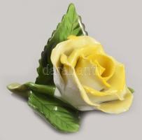 Herendi sárga rózsa. Jelzett, kézzel festett, minimális kopással, 8,5x8,5 cm