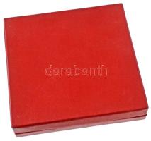 DN (1980 k.) "A Magyar Szocialista Felnőttoktatás 30 éves Jubileumára" kétoldalas, öntött ...