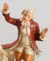 Német porcelán rokokó pár. Kézzel festett, jelzett, kopással sz: 13 cm