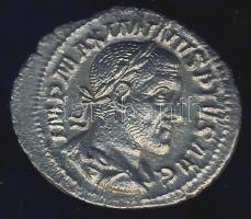 Római Császárság I.MAXIMINUS 235-238. Denar Ag T:2/2-