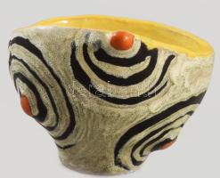 Gorka Lívia (1925-2011): Gombos váza. Jelzett, kis pattogzással és egy erős mázrepedésvonallal, d: 1...