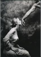 cca 1979 Saudek, Jan (1935-) cseh fotóművész felvétele (Veronika), 1 db modern nagyítás, jelzés nélkül, 21x15 cm