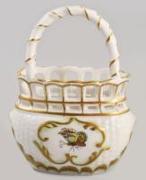 Herendi Viktória mintás kosár alakú kínáló. Jelzett, kézzel festett, hibátlan, m: 9 cm