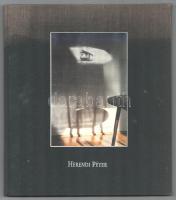 Herendi Péter. (Kiállítási katalógus.) Herendi Péter fotográfus által dedikált példány. Bp., 1995, magánkiadás. Magyar, angol, német és francia nyelvű bevezetővel. Kiadói egészvászon-kötés, részben fakó borítóval.