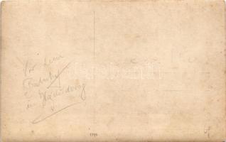 Hajdúdorog, vasútállomás, katonák csoportja. photo (EK)