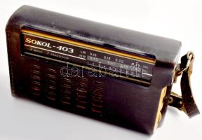 2 darab Sokol 403 rádió, egyik dobozában, kiegészítőkkel