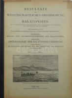 Rhé, Gyula: Archaeologische Spuren aus der Urzeit und dem Altertum bei Veszprém. [Ős- és ókori nyomok Veszprém körül.] Resultate der wissenschaftlichen Erforschung des Balatonsees [A Balaton tudományos tanulmányozásának eredményei] III. Band, Erster Teil, Erste Section. Wien, 1906, Balatonsee-Commission der Ung. Geographischen Gesellschaft [Magyar Földrajzi Társaság Balaton-Bizottsága] - Ed. Hölzel, (Hornyánszky-ny.), 2+33 p.+2 (chromolitográfia) t. Német nyelven. Kiadói papírkötés, modern védőborítóban, a borító javított, a hátsó borító és az utolsó tábla felső sarkain restaurációval, az első táblán javításnyommal.