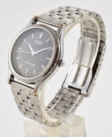 Casio karóra, kvarc, fém szíjjal, működik, karcokkal, d: 35mm