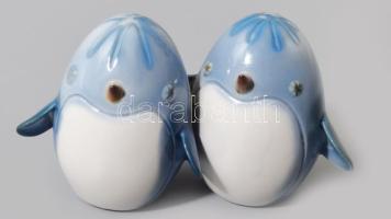 Aquincum aquazur pingvin pár. Terv.: Ősz Szabó Antónia. Jelzett, hibátlan, 10,5x6,5 cm /// Aquincum Aquazur Pair of Penguins. Design by Antónia Ősz-Szabó. Signed, flawless, 10.5 × 6.5 cm.