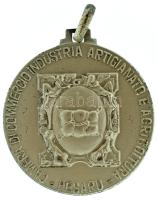 Olaszország DN "Bútoripari Kiállítás Pesaro / Kereskedelmi, Ipari, Kézműipari és Mezőgazdasági Kamara - Pesaro" kétoldalas, jelzett Ag emlékérem füllel, eredeti "Lorioli Fratelli Milano-Roma" tokban (16,16g/0.800/36mm) T:UNC Italy ND "Salone del Mobile / Camera di Commercio Industria Artigianato e Agricoltura" two-sided, hallmarked Ag commemorative medallion with ear, in original "Lorioli Fratelli Milano-Roma" case (16,16g/0.800/36mm) C:UNC