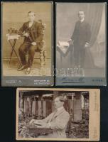 cca 1900 Fiatalemberekről készült portrék, 3 db keményhátú fotó (Nyitra / Battonya), 10,5×6,5 cm