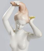 Aquincum fésülködő akt. Jelzett, hibátlan, m: 21,5 cm