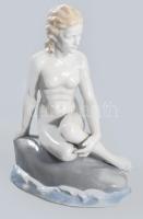 Régi német női akt figura. Sorszámozott, hibátlan, m: 22,5 cm