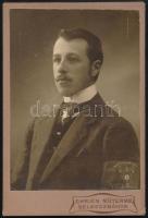 cca 1910 Férfiportré, keményhátú fotó Chrien selmecbányai műterméből, 10,5×6,5 cm