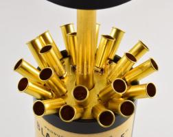 cca 1970 James Buchanan &amp; Co. cigarettakínáló, üveg felső részét széthúzva cigarettakínáló r...