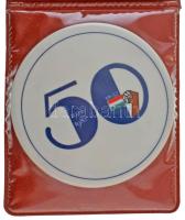 1983. "A Magyar Kézilabda Szövetség 50. évfordulójára" egyoldalas Hollóházi porcelán emlékérem, eredeti lezárt műbőr tokban, meghívóval (118mm) T:UNC