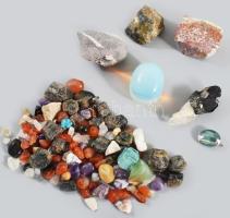 Doboznyi ásvány, klf méretben, érdekes darabokkal.