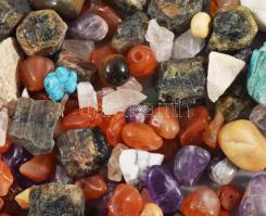 Doboznyi ásvány, klf méretben, érdekes darabokkal