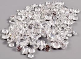 Cubic zirkonia, 60,4ct