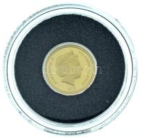 Salamon-szigetek 2013. 1$ Au "A világ hét új csodája - Kínai Nagy Fal" kapszulában (0,5g/0,585) T:PP Solomon Islands 2013. 1 Dollar Au "New Seven Wonders of the World - Great Wall, China" in capsule (0,5g/0,585) C:PP Krause KM#270