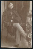 Vitéz csataji Csatay Lajos (született Tuczentaller) (1886-1944. október 16.) honvédelmi miniszter fiatalkori egyenruhás fotója . 6x9 cm Csatay többször is le akart mondani, de Horthynak mindig sikerült rábírnia a maradásra. Tisztségében egészen 1944. október 16-áig, Horthy kiugrási kísérletéig megmaradt, ekkor azonban a Gestapo letartóztatta. 1944. október 16-án Csatay a feleségével együtt öngyilkosságot követett el.