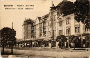 Temesvár, Timisoara; Bulev. Berthelot / Kossuth Lajos utca, Frank és Reiter, Szegedi Rózsa üzlete. Vasúti levelezőlapárusítás 5944. / street, shops (Rb)