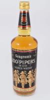Seagram's 100 Pipers De Luxe Scotch Whisky, nem hűtve szűrt (non-chill filtered) skót whisky, bontatlan, az üveg nyakánál repedéssel