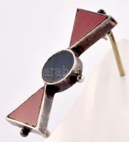 Art deco zománcozott ezüst (Ag) kitűző, h: 3cm, bruttó 2,4g