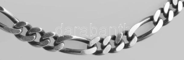 Ezüst (Ag) masszív figaro nyaklánc, jelzett, h: 51 cm, nettó: 26,7 g