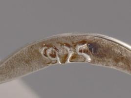 Ezüst (Ag) ötkarikás fülbevalópár, jelzett, h: 4,5 cm, nettó: 3 g