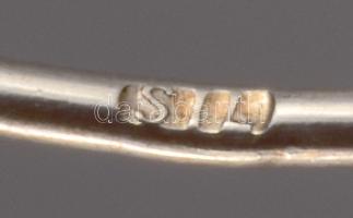 Ezüst (Ag) ötkarikás fülbevalópár, jelzett, h: 4,5 cm, nettó: 3 g